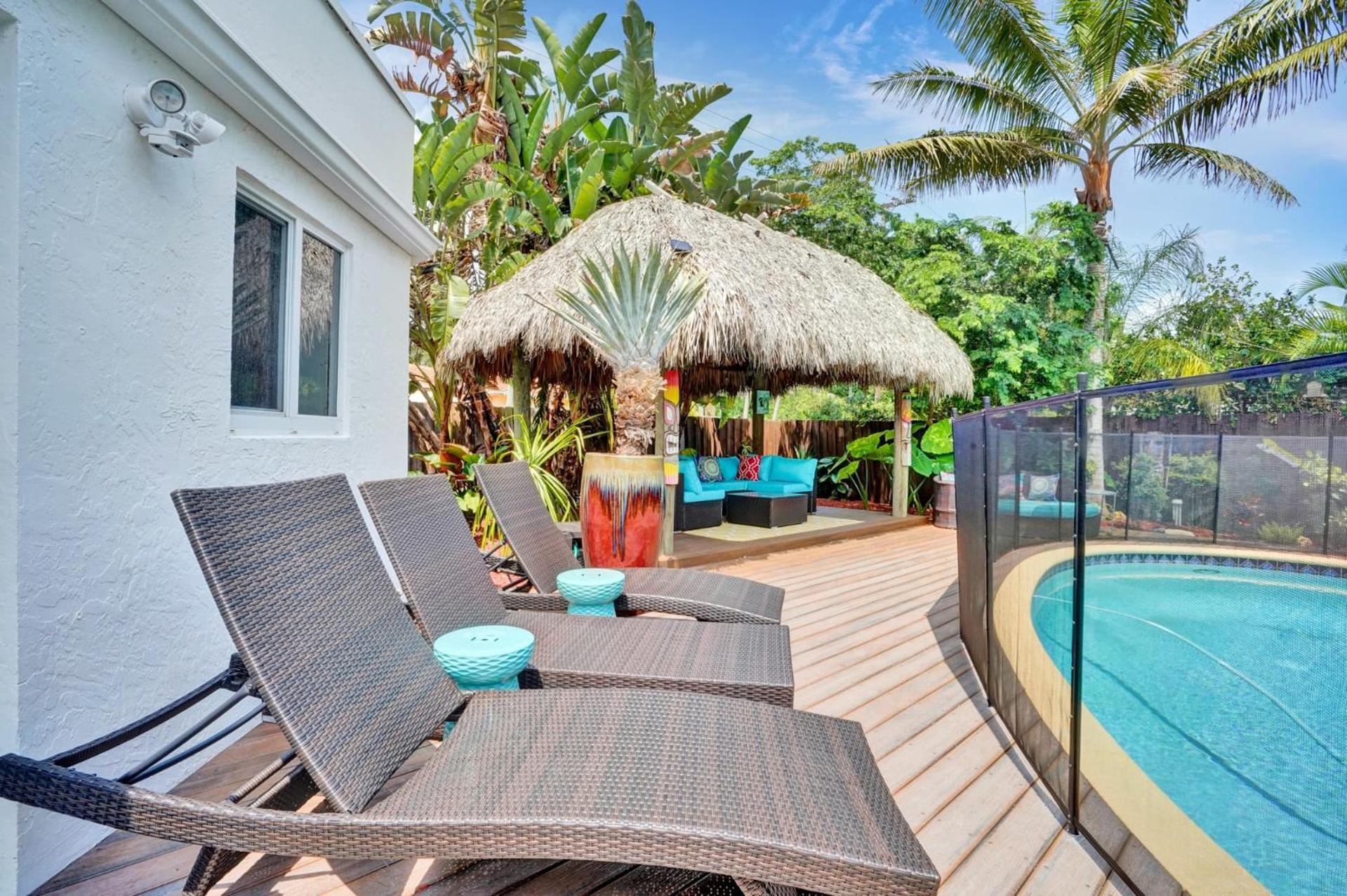 Private Pool With 5 Bedroom Retreat Hollywood Exteriér fotografie